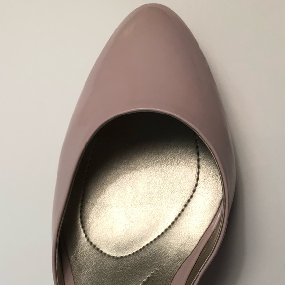 NEW Bandolino Light Pink Pumps - Picture 4 of 5